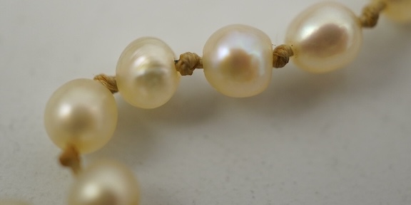 A pearl necklace, 19th century